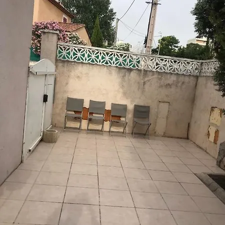 بيت ضيافة Maison Sainte Marthe